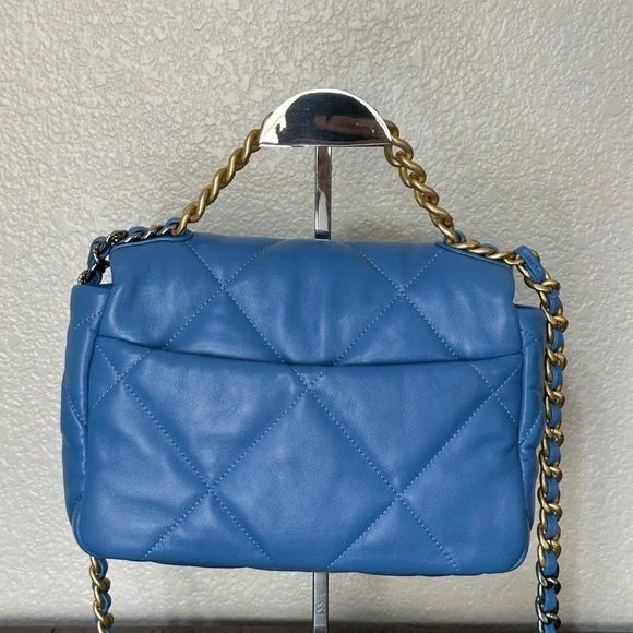 $6,900 CHANEL 19 Flap Bag Medium Blue 21P Excellent Condition - Picture 6 of 16
